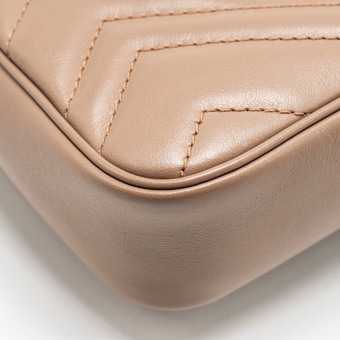 Gucci GG Marmont Super Mini Bag Calfskin Beige