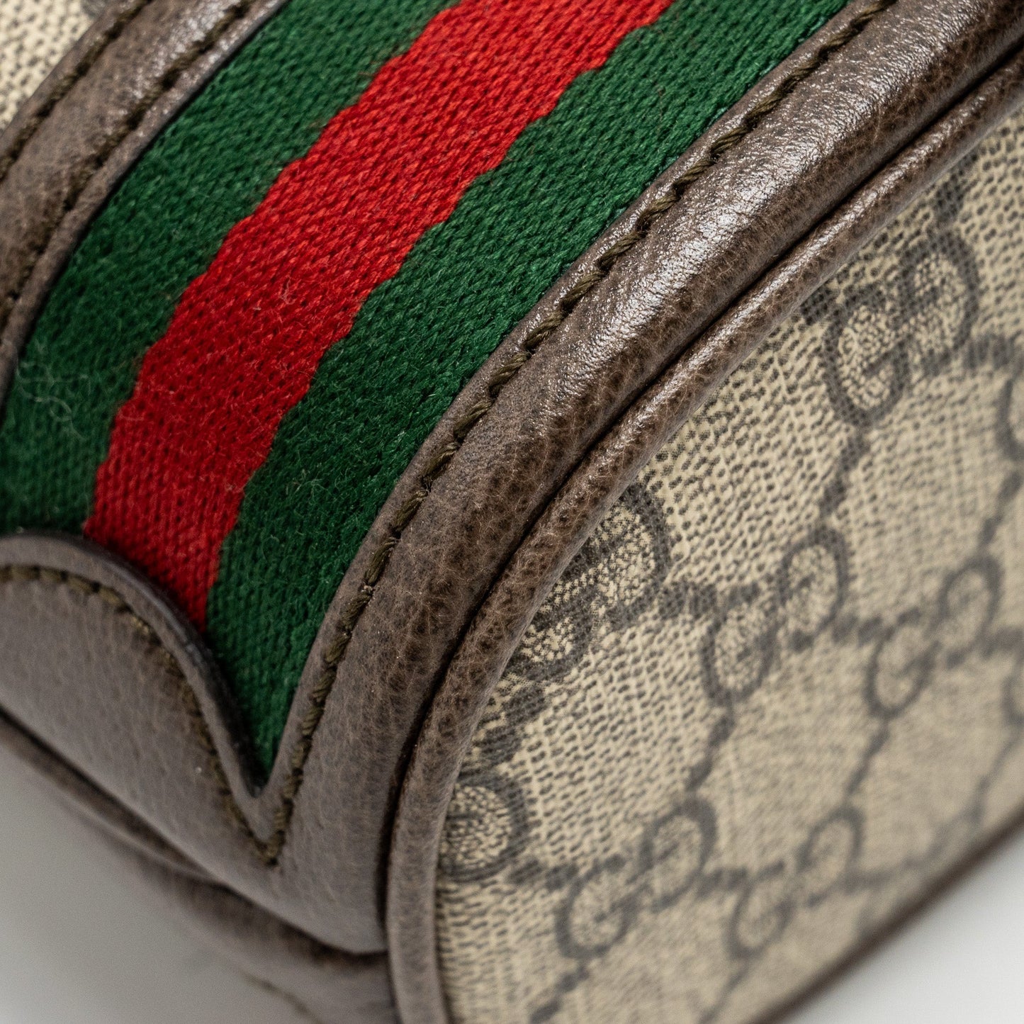 Gucci Ophidia mini Bucket Bag GG Supreme Canvas Beige / Ebony