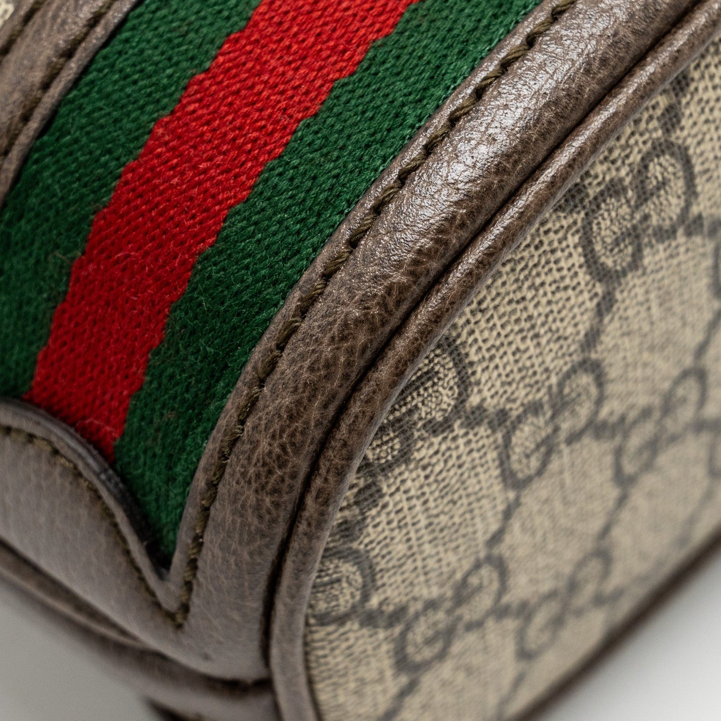 Gucci Ophidia mini Bucket Bag GG Supreme Canvas Beige / Ebony