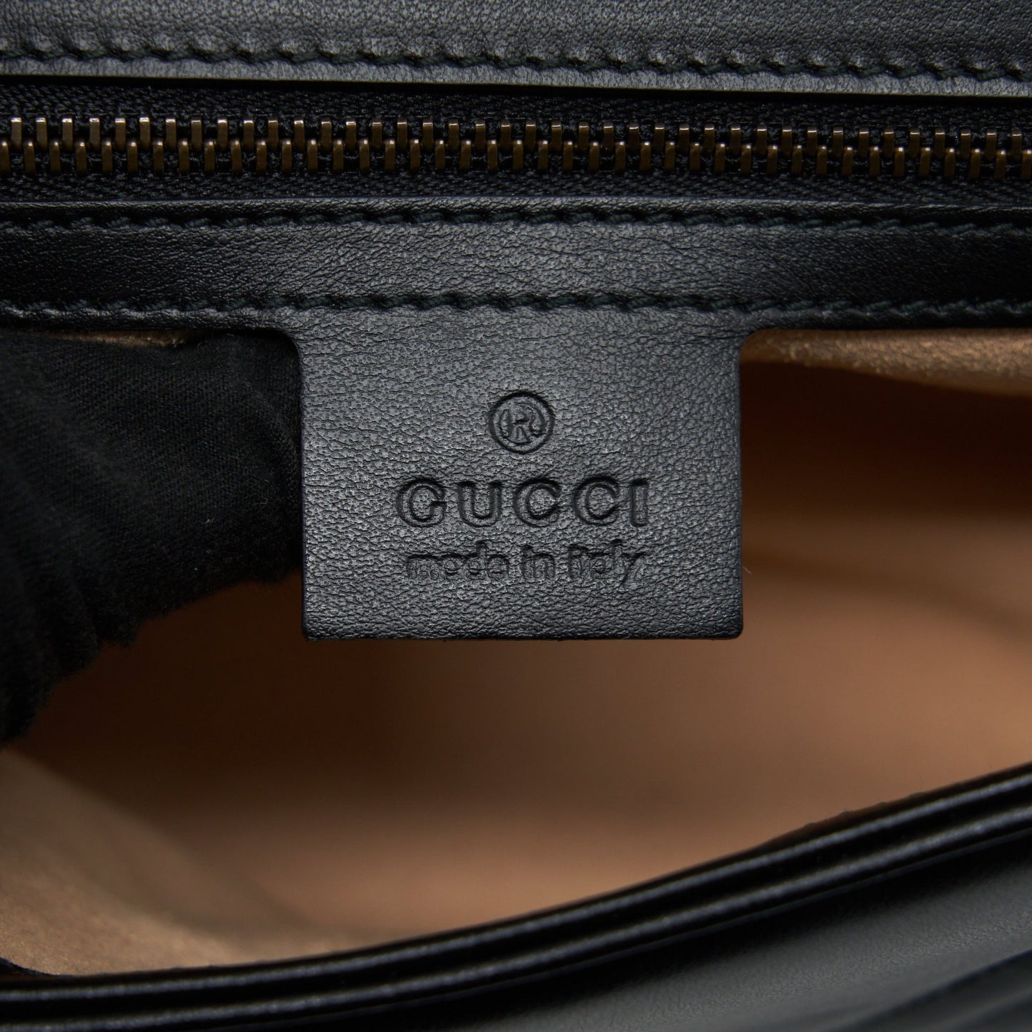 Gucci GG Marmont Small Matelasse Shoulder Bag Black