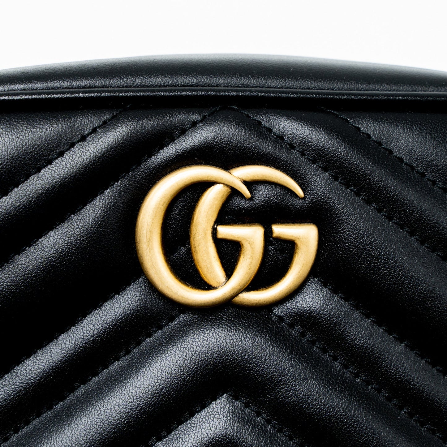 Gucci GG Marmont Matelasse Mini Bag Calfskin Black