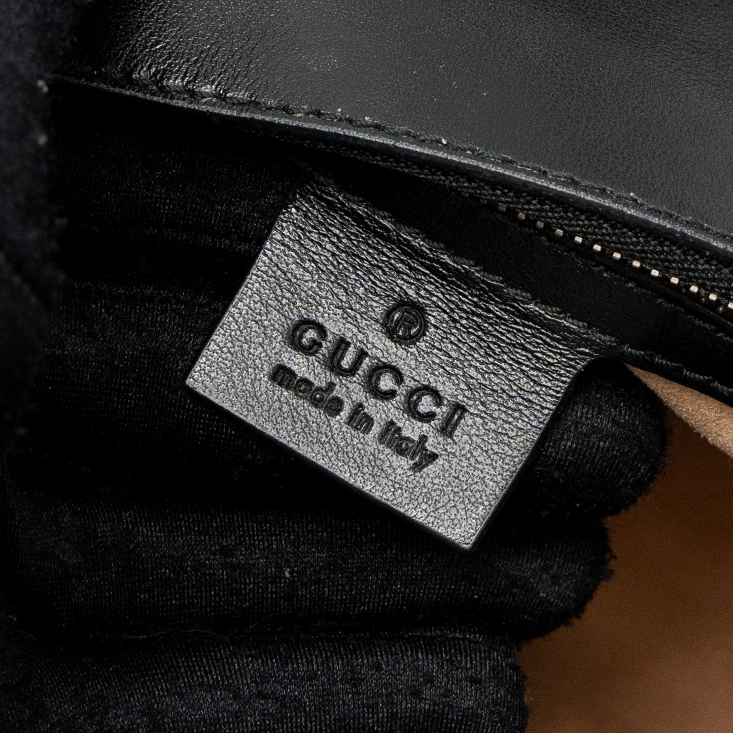 Gucci Small GG Marmont Bag Calfskin Black