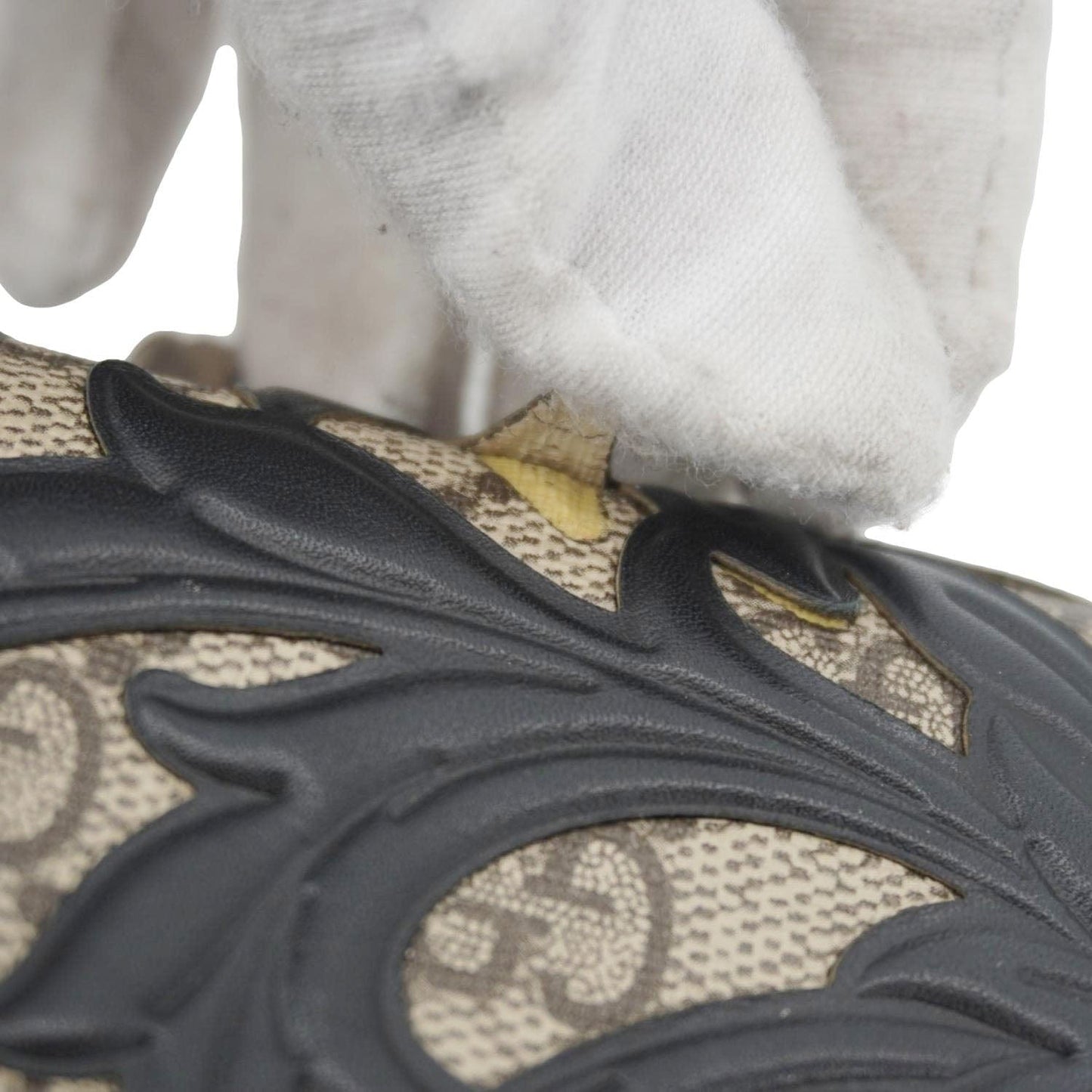 GUCCI Arabesque Small Dionysus GG Supreme Canvas Shoulder Bag Black