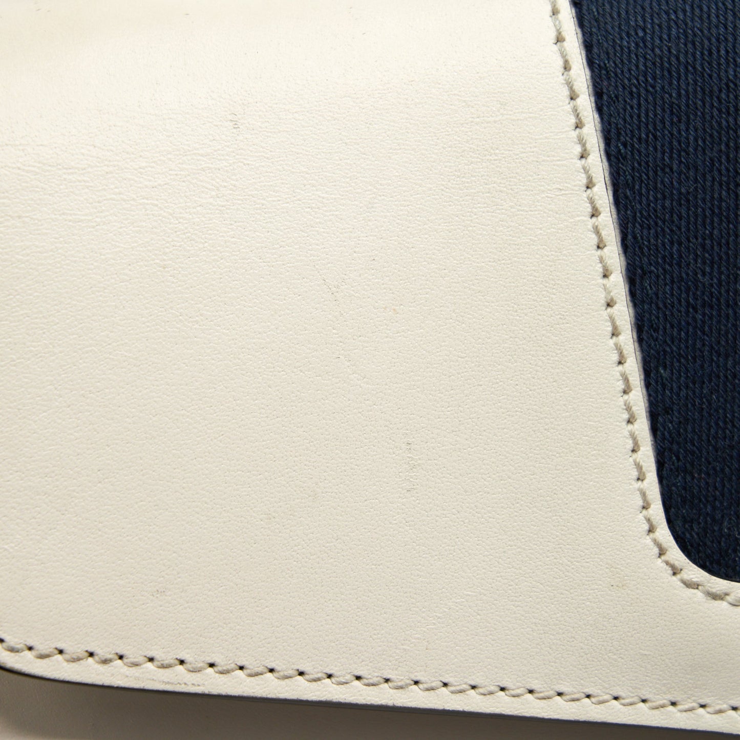 Gucci Small Sylvie Bag White