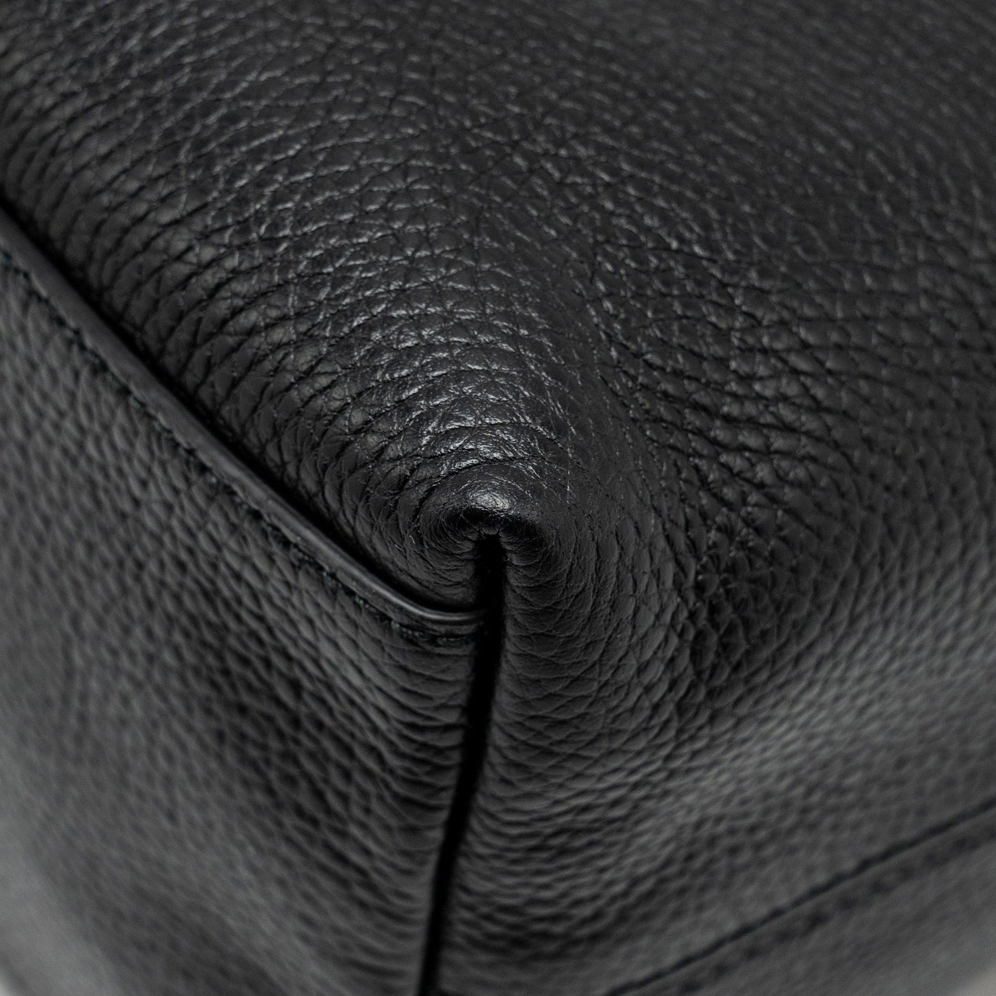 Gucci Interlocking G Soho Tote Bag Calfskin Black