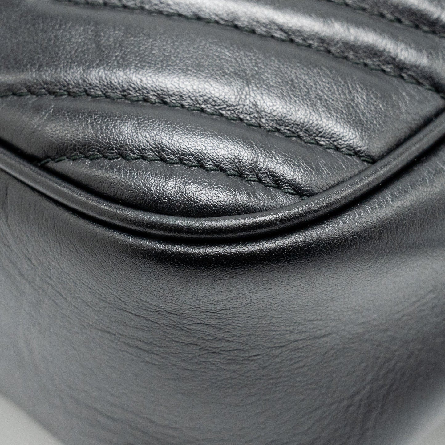 Gucci Marmont Camera Bag Calfskin Black