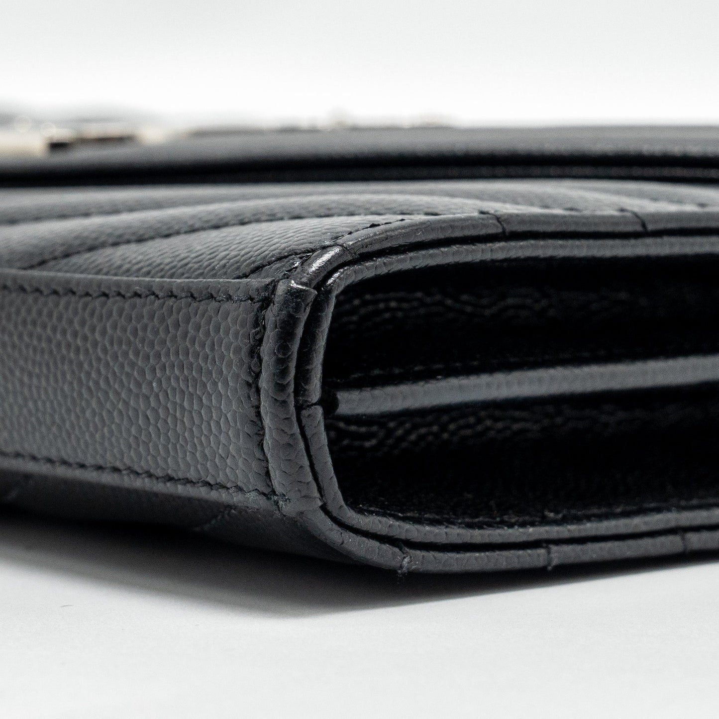 SAINT LAURENT ENVELOP CHAIN BAG GRAINED CALFSKIN BLACK SHW