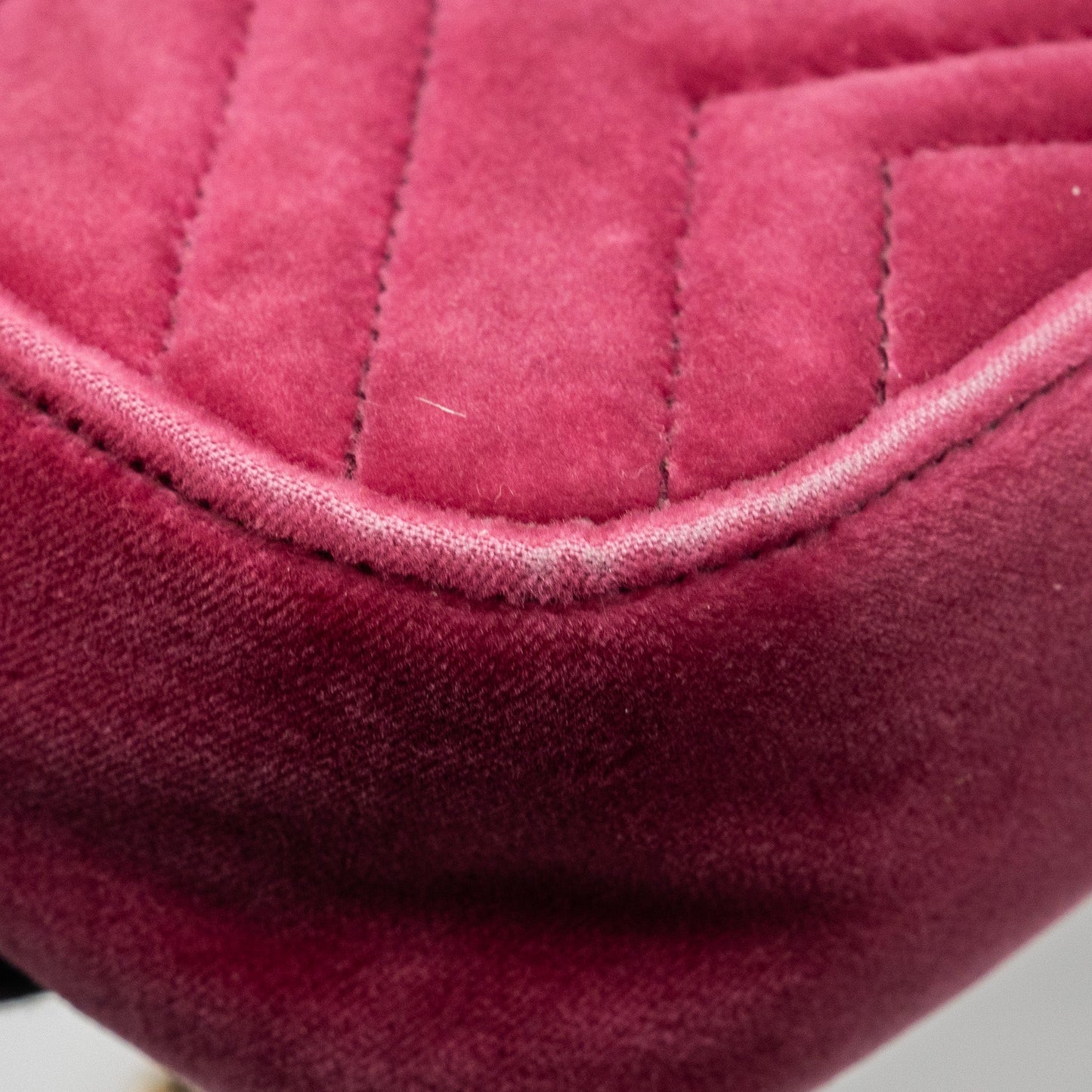 Gucci Mini GG Marmont Shoulder Bag Velvet Pink