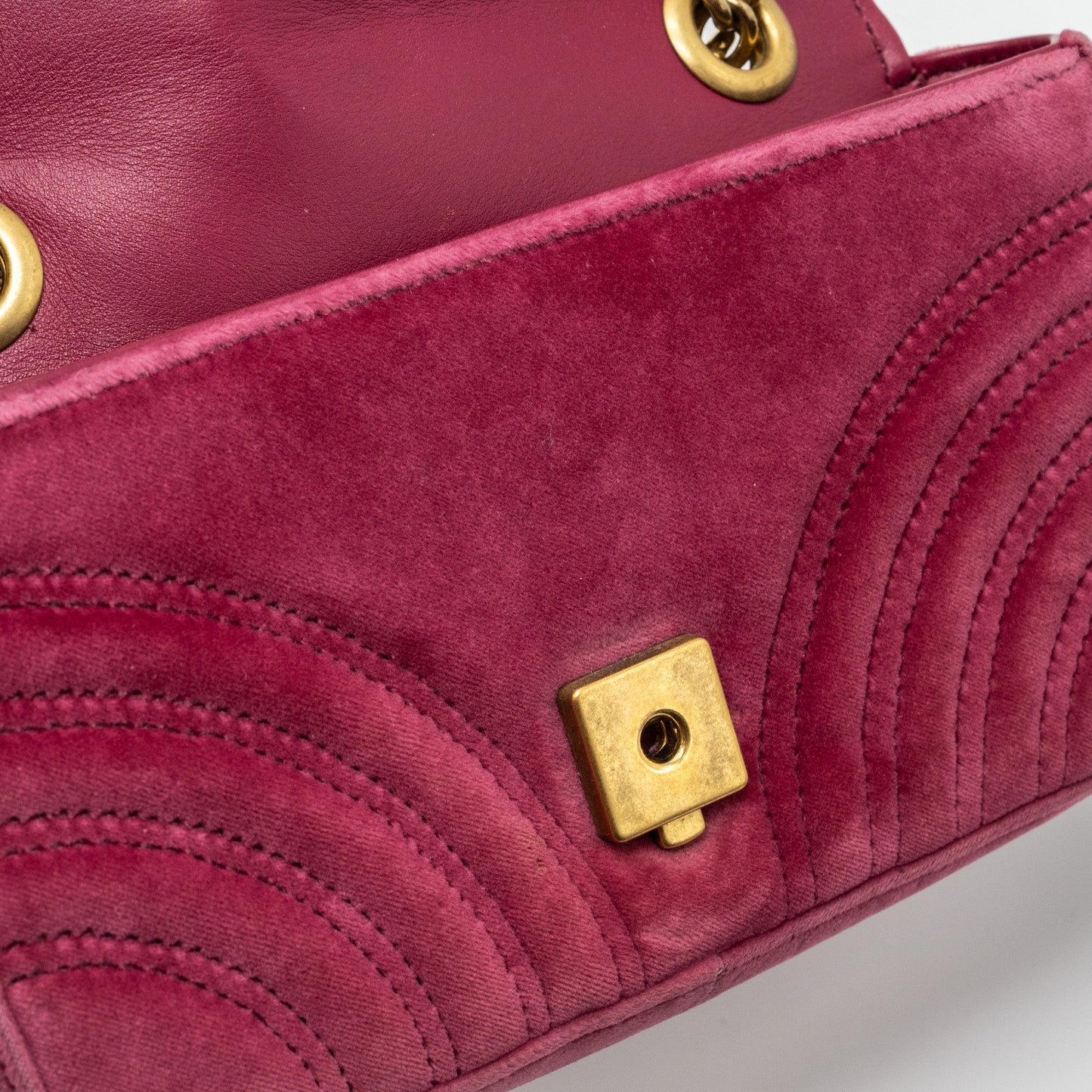 Gucci Mini GG Marmont Shoulder Bag Velvet Pink