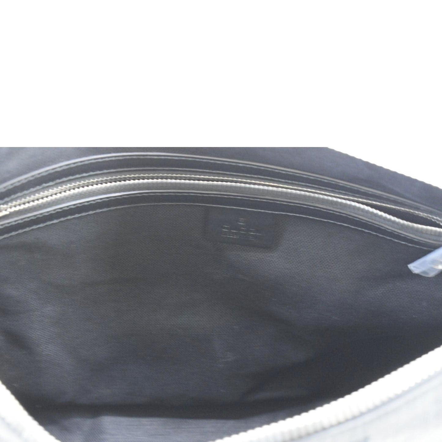 GUCCI East West GG Supreme Web Messenger Bag Black 474139