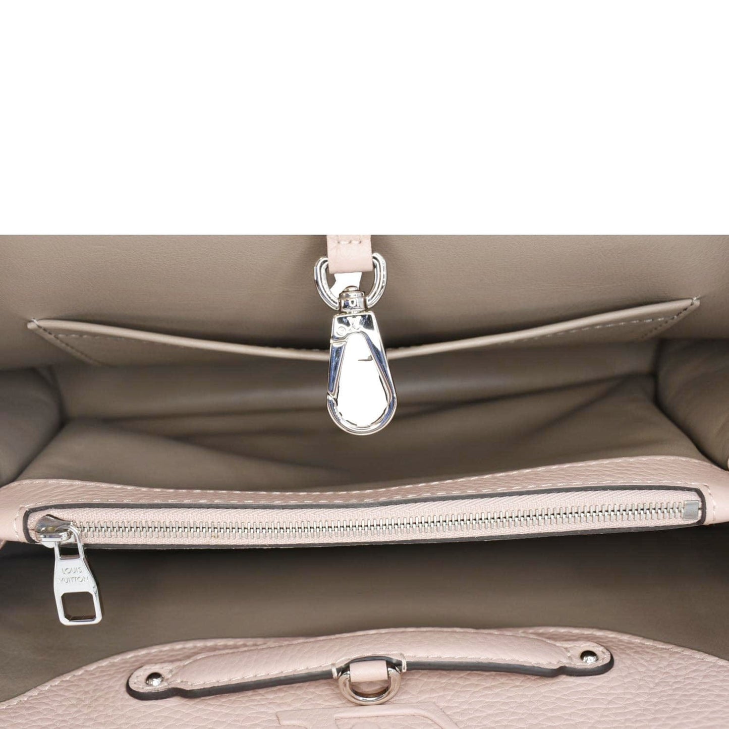 LOUIS VUITTON Capucines MM Taurillon Leather Satchel Bag Pink