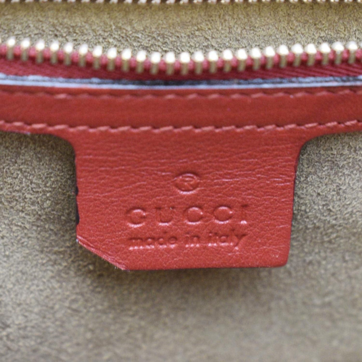 GUCCI Padlock Medium Leathrer Chain Shoulder Bag Red 409486