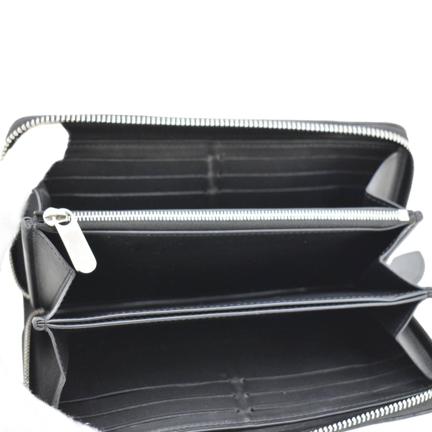 LOUIS VUITTON Mahina Leather Zippy Wallet Galet Black