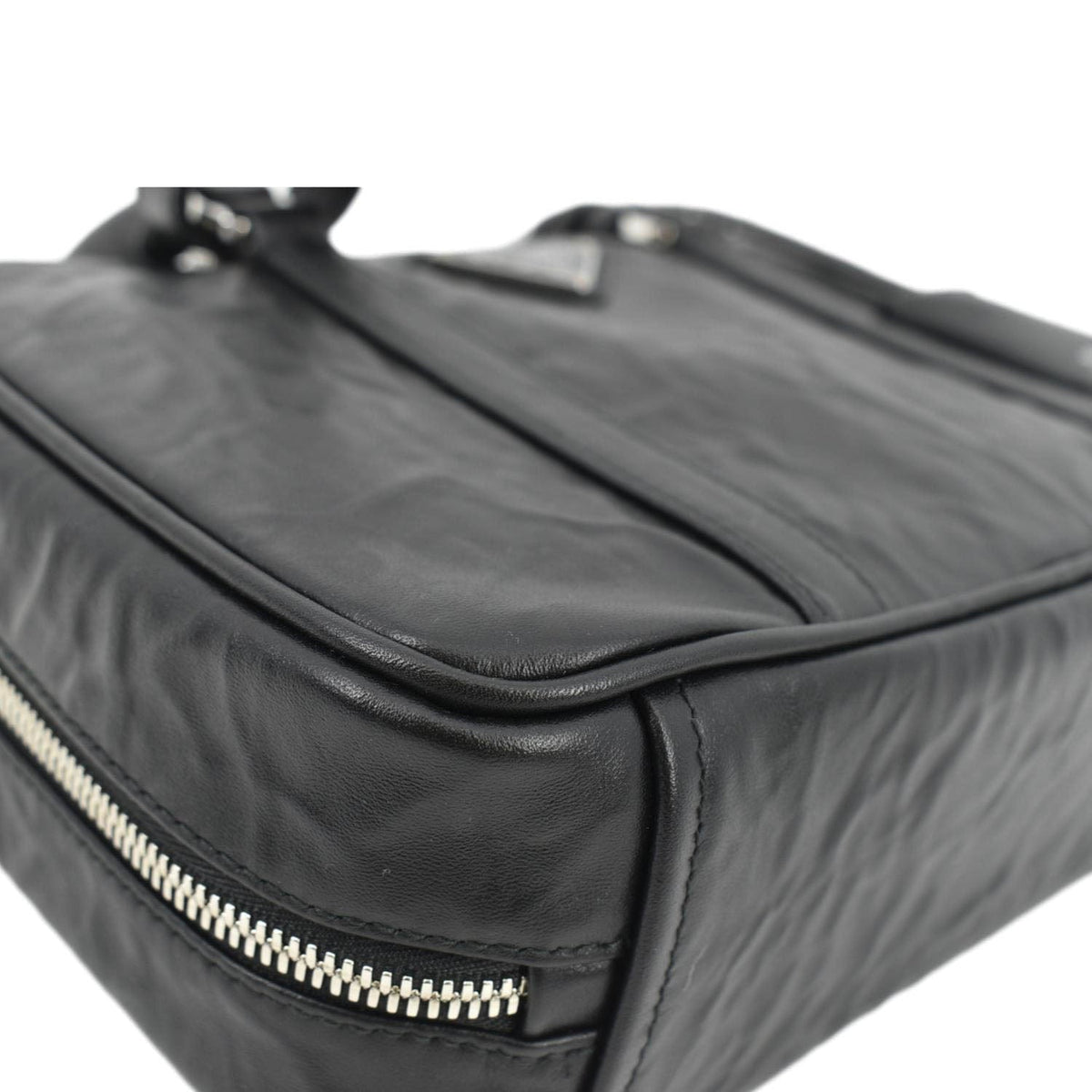 PRADA Re-edition 2001 Medium Antique Nappa Leather Shoulder Bag Black