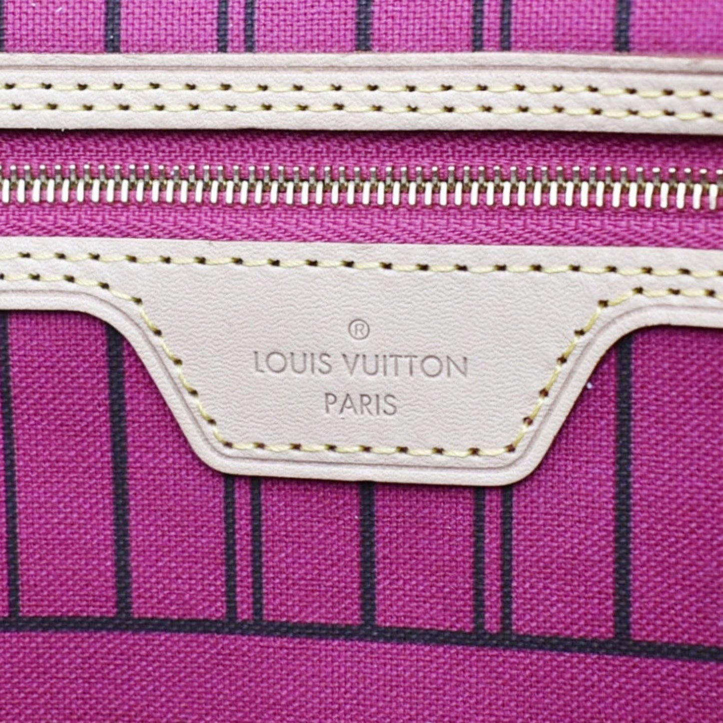 LOUIS VUITTON Neverfull GM Monogram Canvas Shoulder Bag Fuchsia