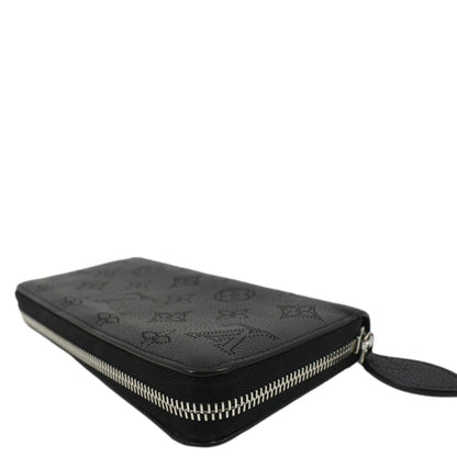 LOUIS VUITTON Mahina Leather Zippy Wallet Galet Black