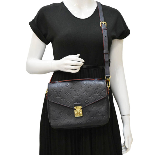 LOUIS VUITTON Metis Pochette Empreinte Leather Crossbody Bag Navy Blue