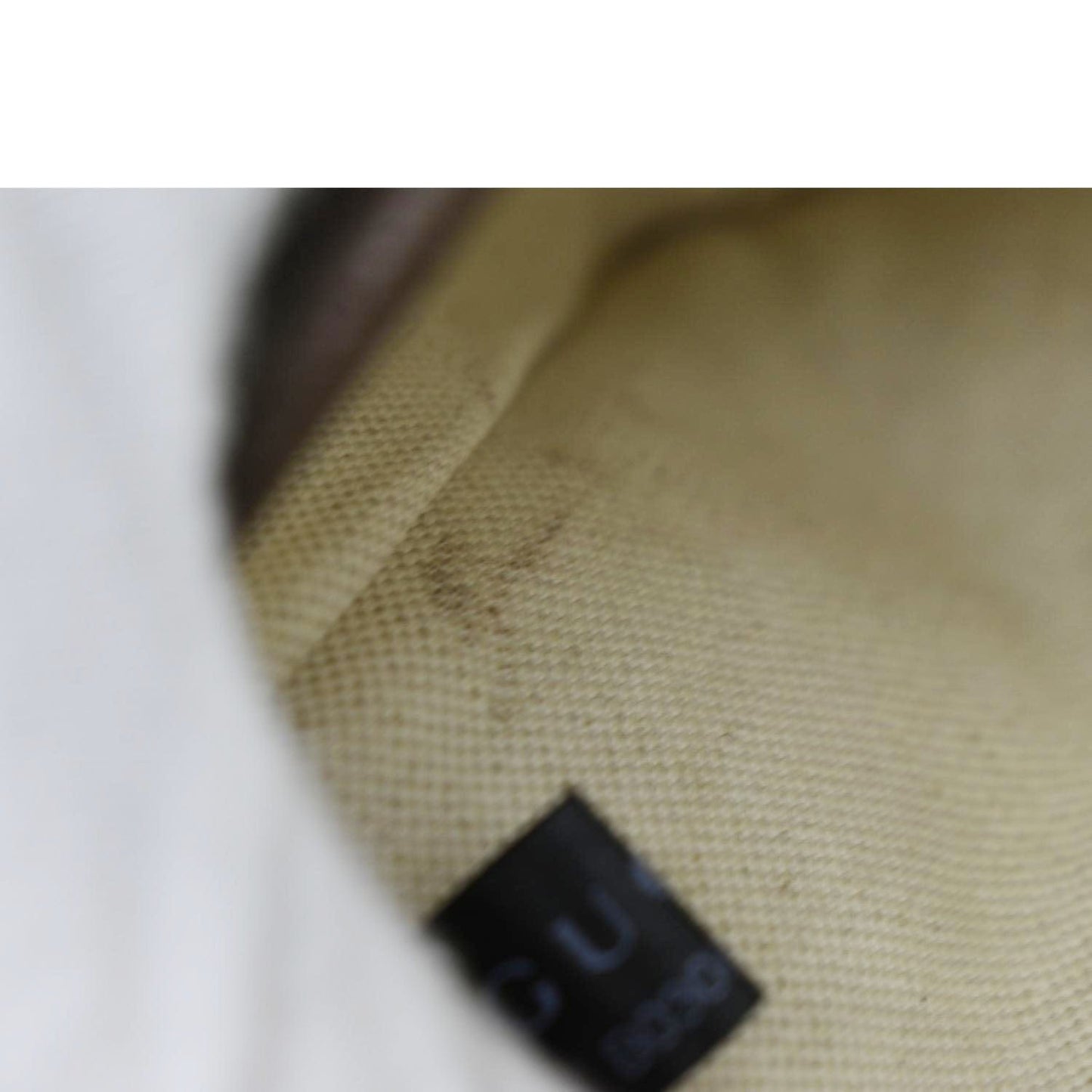 GUCCI Neo Vintage GG Supreme Canvas Belt Bag Beige 493930
