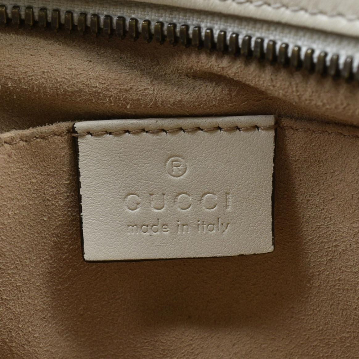 GUCCI GG Marmont Matelasse Leather Crossbody Bag Off White 447632