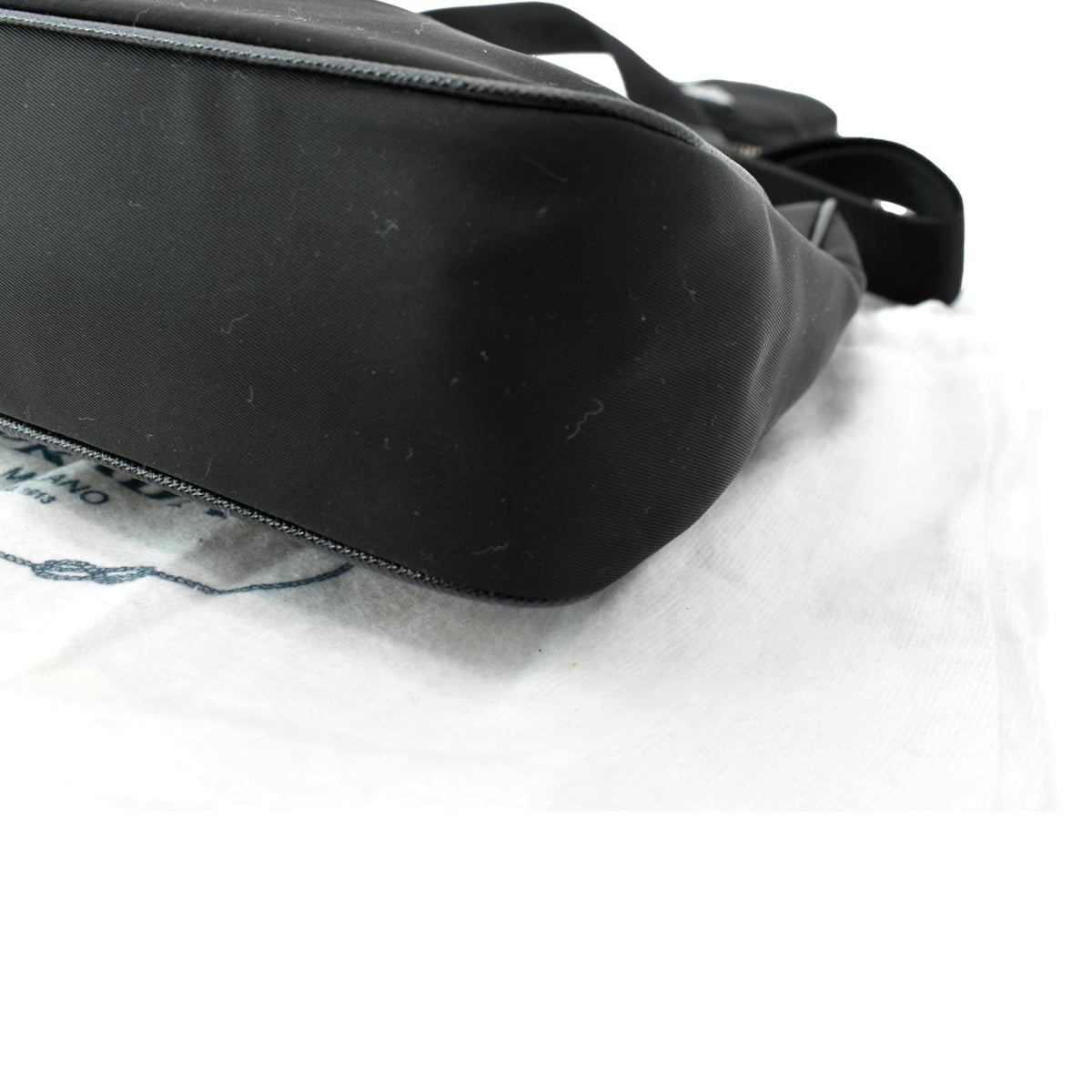 PRADA Re-Edition 2005 Nylon Shoulder Bag Black