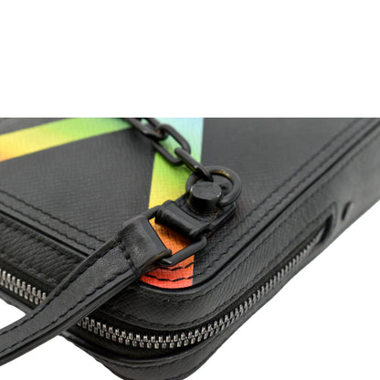 LOUIS VUITTON Sac Danube Taiga Messenger Crossbody Bag Black