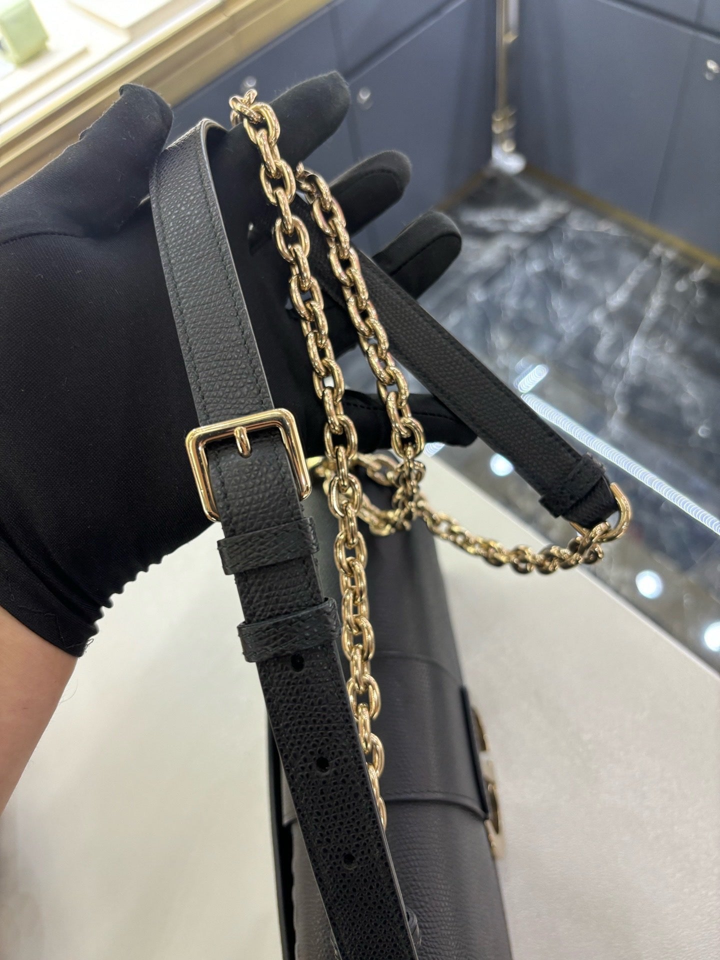 Pre-owned Certified Dior 30 Montaigne East-West Medium in Black Grained Calfskin with Light Golden Hardware, 2020, w/ dust bag, Dior card