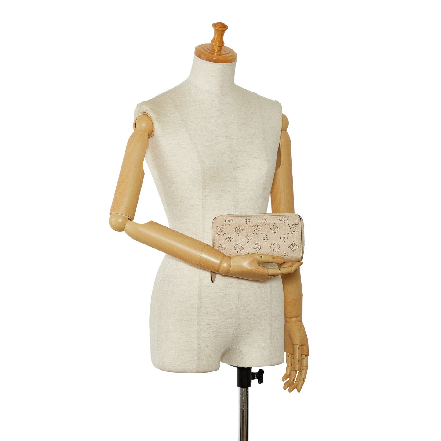 LOUIS VUITTON Mahina Zippy Wallet Long Wallets