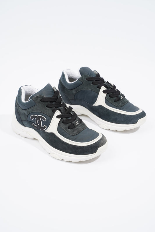 Chanel CC Logo Sneaker Navy   White Suede EU 36 UK 3