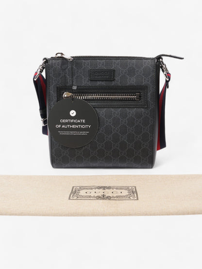 Gucci Messenger Bag Black / GG Supreme Canvas Small