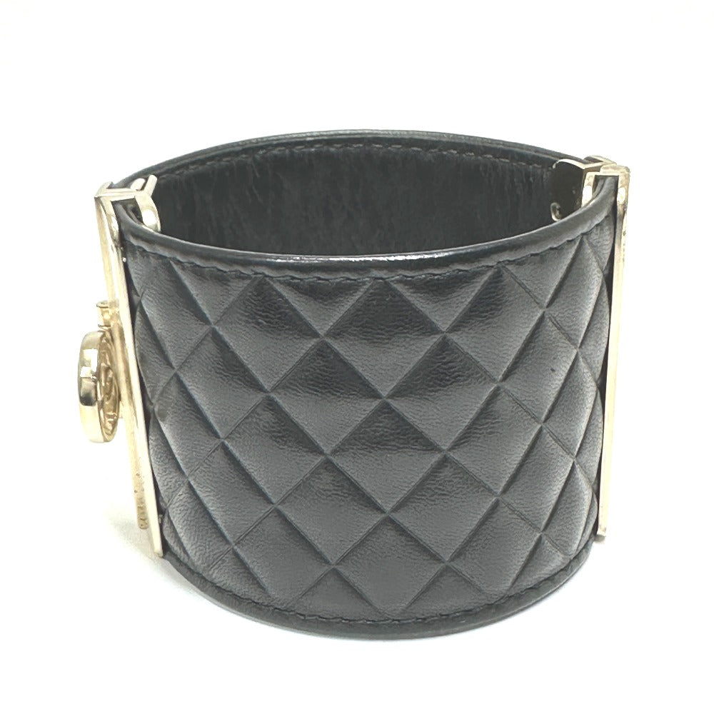 Chanel 30 Leather Black Handbag 4