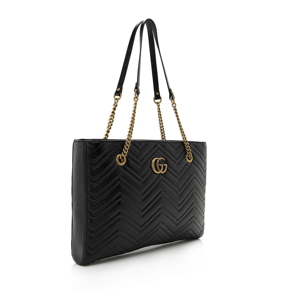 Gucci  Matelasse Calfskin GG Marmont Medium Chain Tote (SHF-14136)