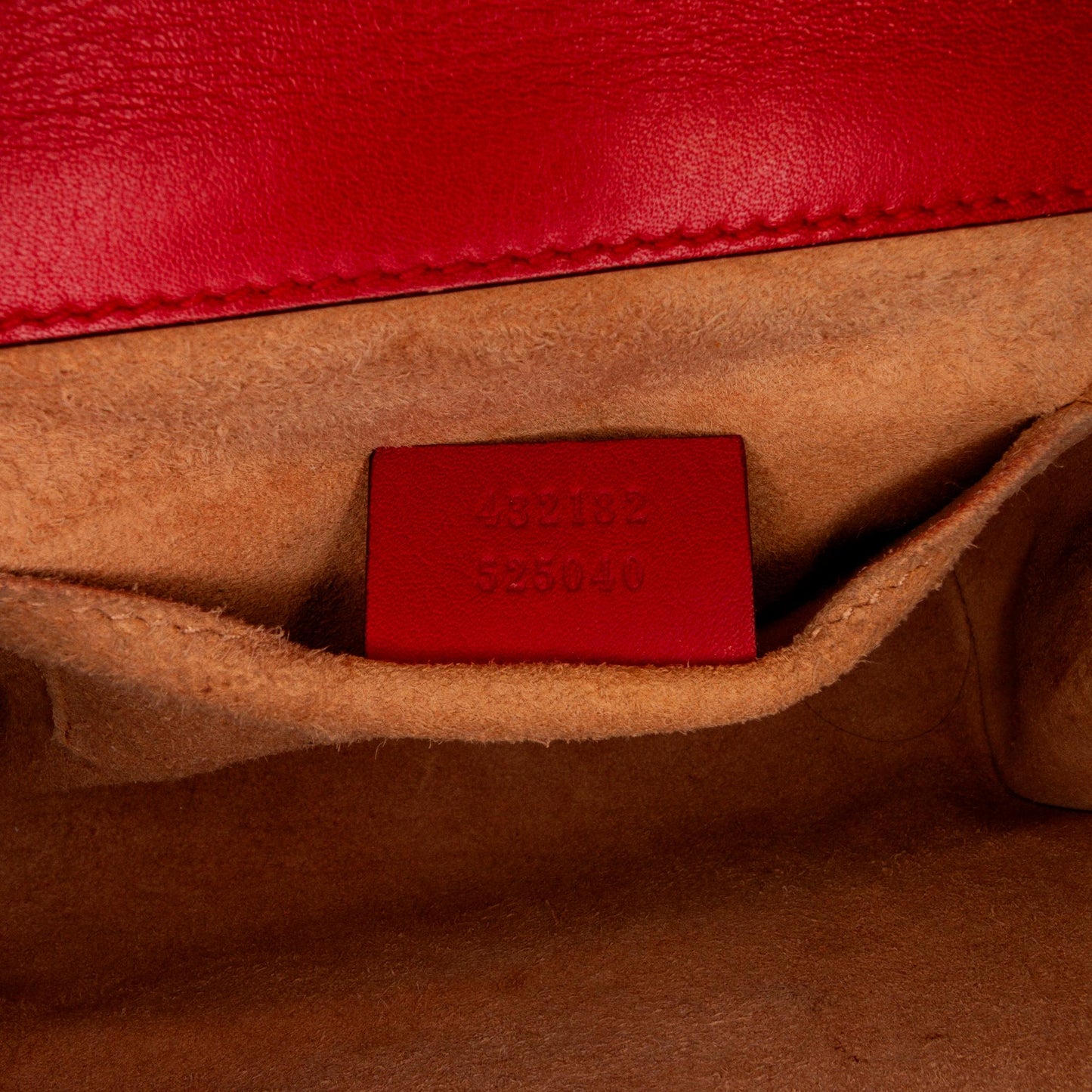 Gucci Small Leather Pearl Studded Padlock Crossbody Bag (SHG-lpKTdk)