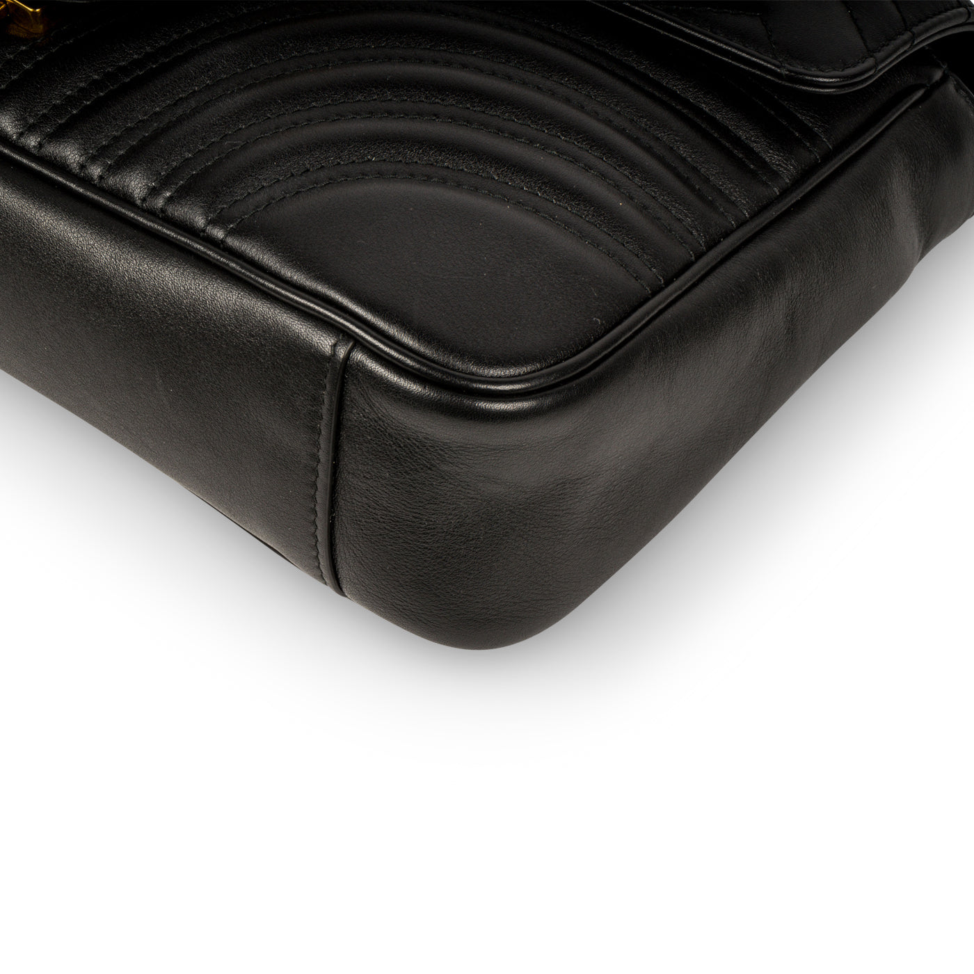 Gucci GG Marmont Medium Matelassé