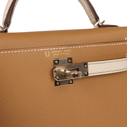 Hermes Special Order (HSS) Kelly 20 Sellier Biscuit and Craie Epsom Permabrass Hardware