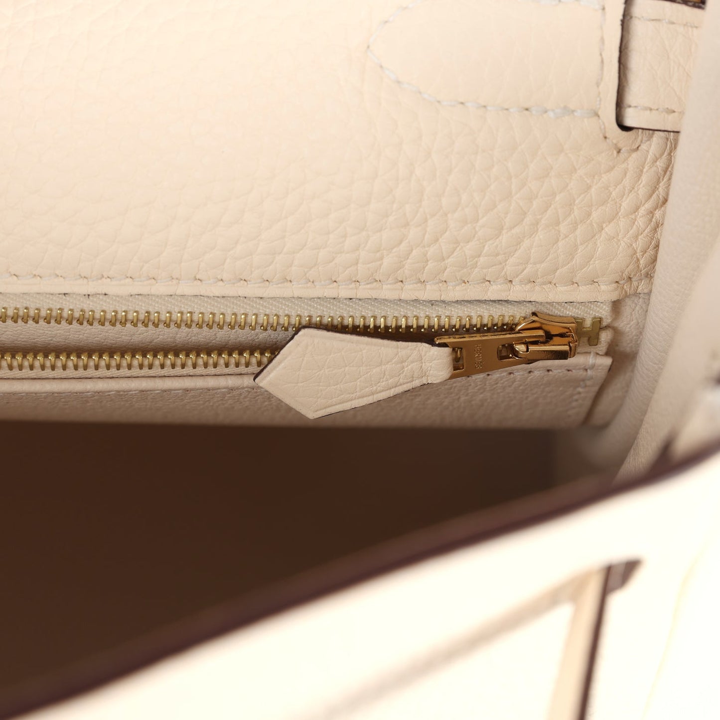 Pre-owned Hermes Kelly Retourne 32 Nata Clemence Gold Hardware