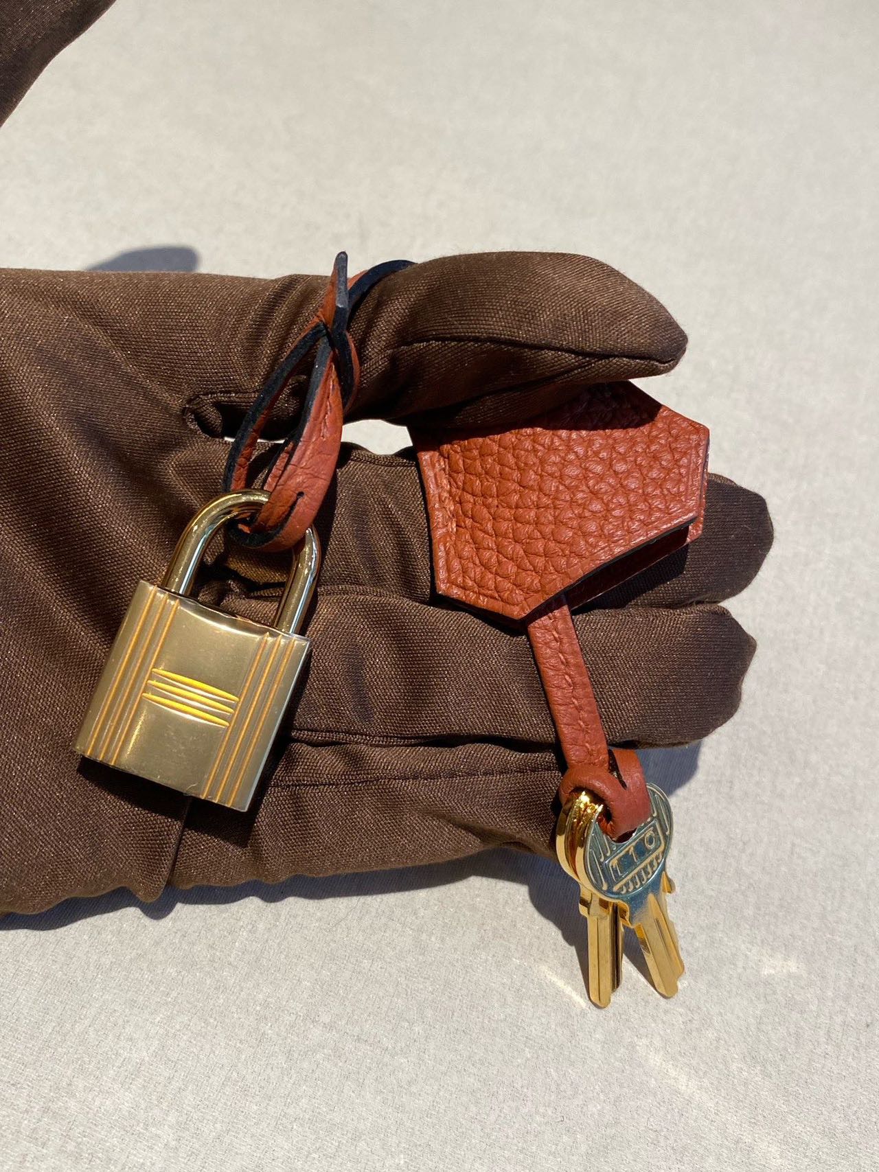 Pre-owned Certified Hermes Birkin 25 Cuivre 6C Togo Leather Golden Hw, 2016 (X), w/ lock & key, dust bag