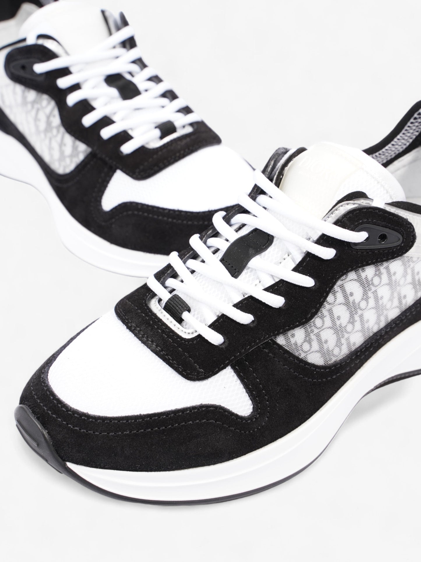 Christian Dior B25 Runner White / Black Mesh EU 39 UK 6