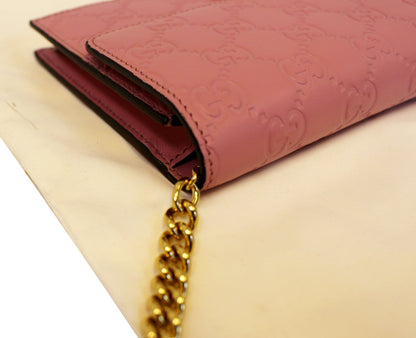 GUCCI Icon Gucci Signature Chain wallet Light Pink