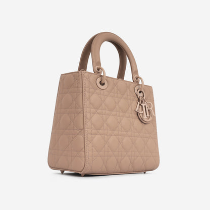 Medium Lady Dior - Blush Ultramatte