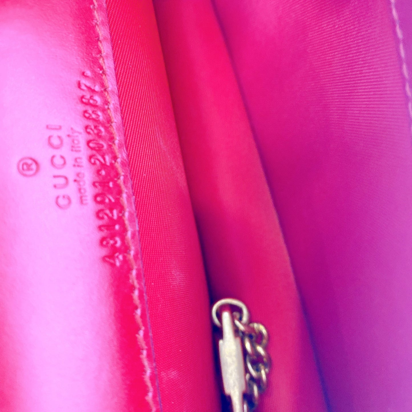 GUCCI CHERRY WOC