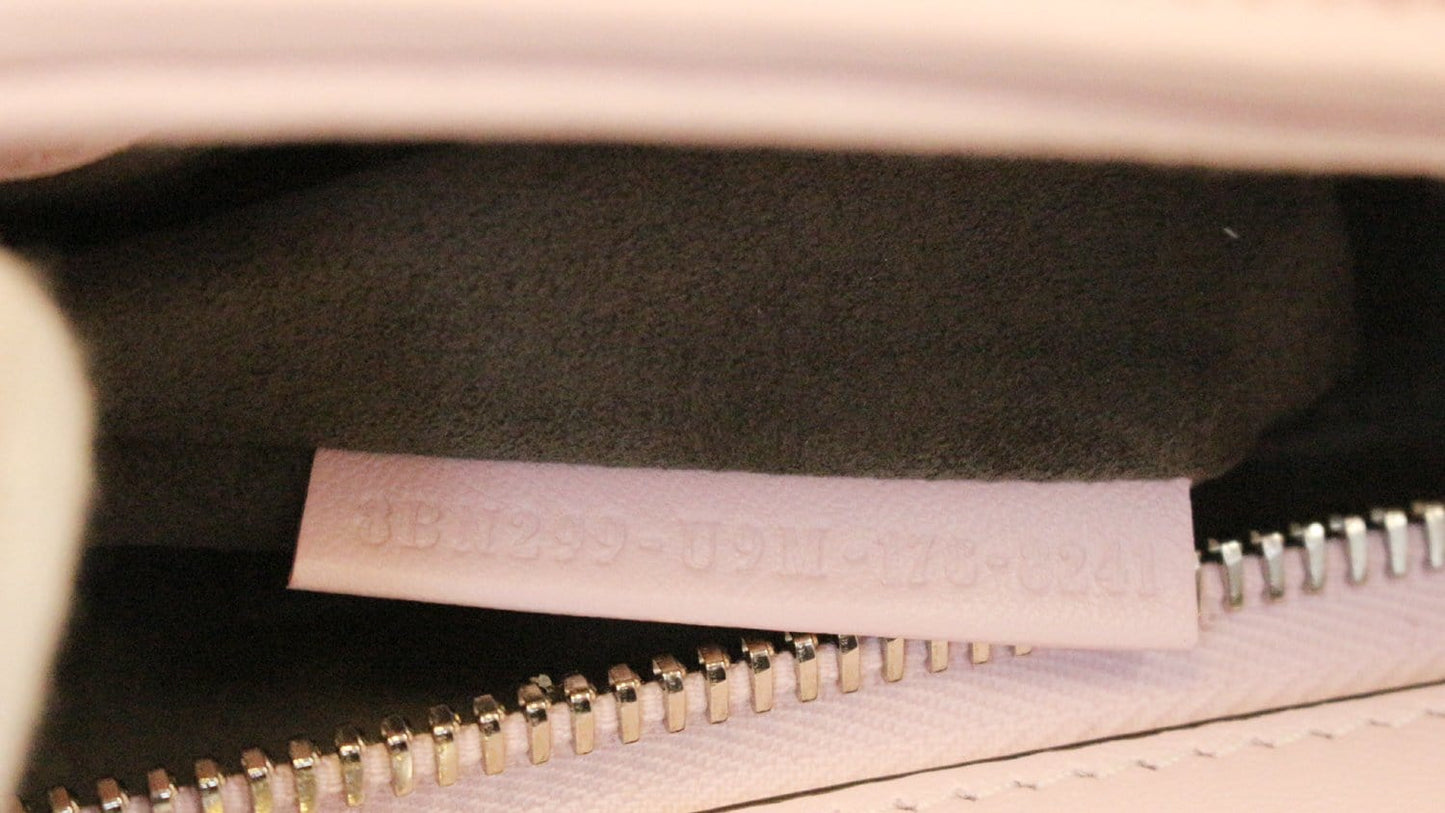 FENDI DOTCOM Click Quilted Lambskin Pink Leather Chain Shoulder Bag