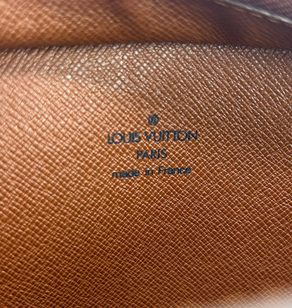 LOUIS VUITTON Pochette Homme clutch bag