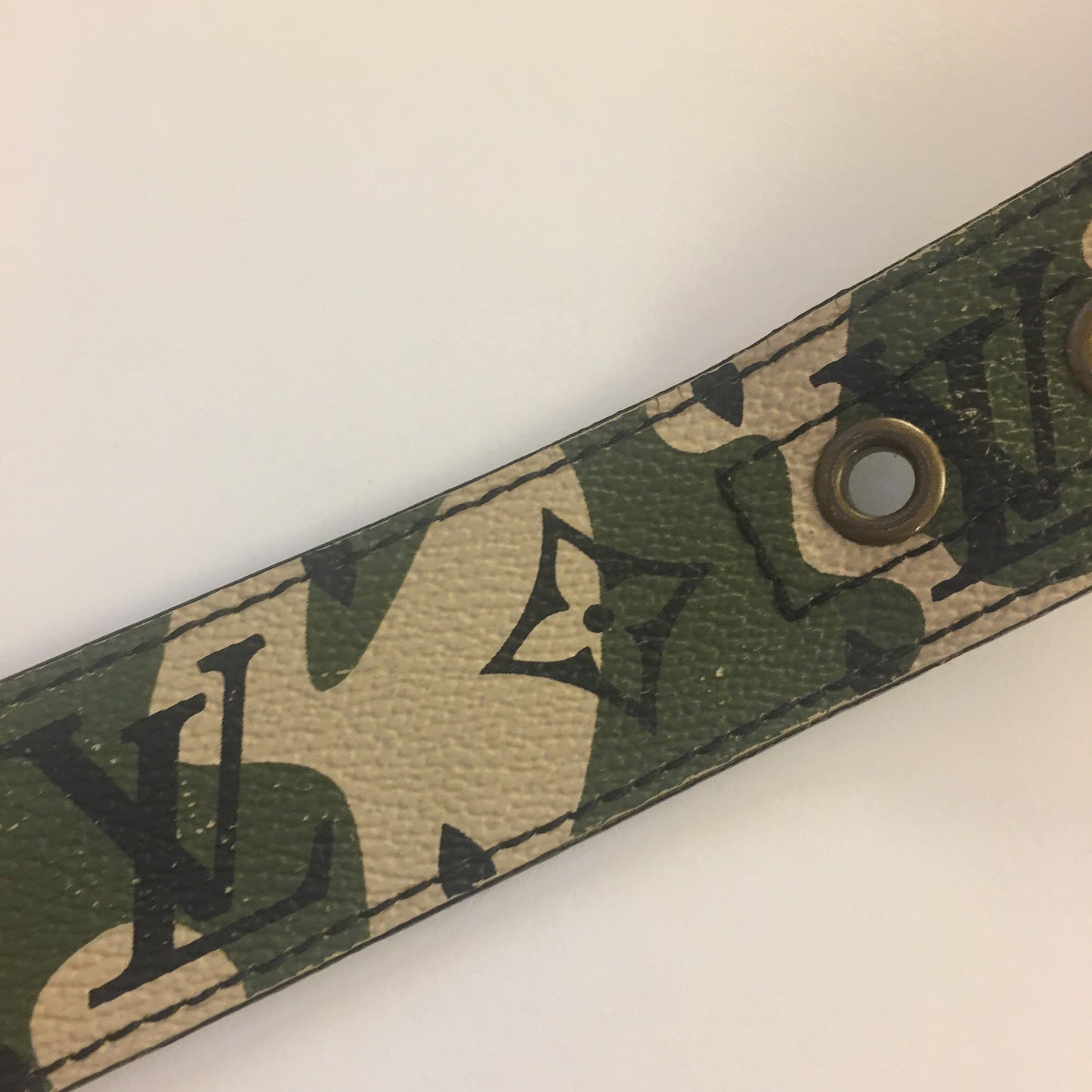 LOUIS VUITTON Limited Edition x Takashi Murakami Camouflage Belt