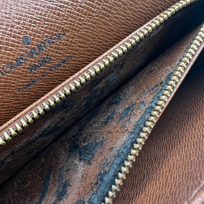 Louis Vuitton Concorde Leather Handbag TWS