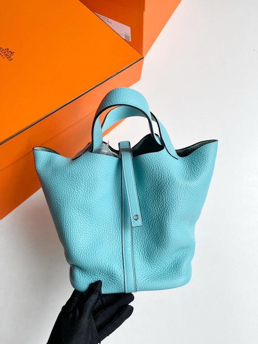 Pre-owned Hermes Picotin 22, Clemence 3Z Bleu St Cyr, 2018 w/ dust bag, lock&key