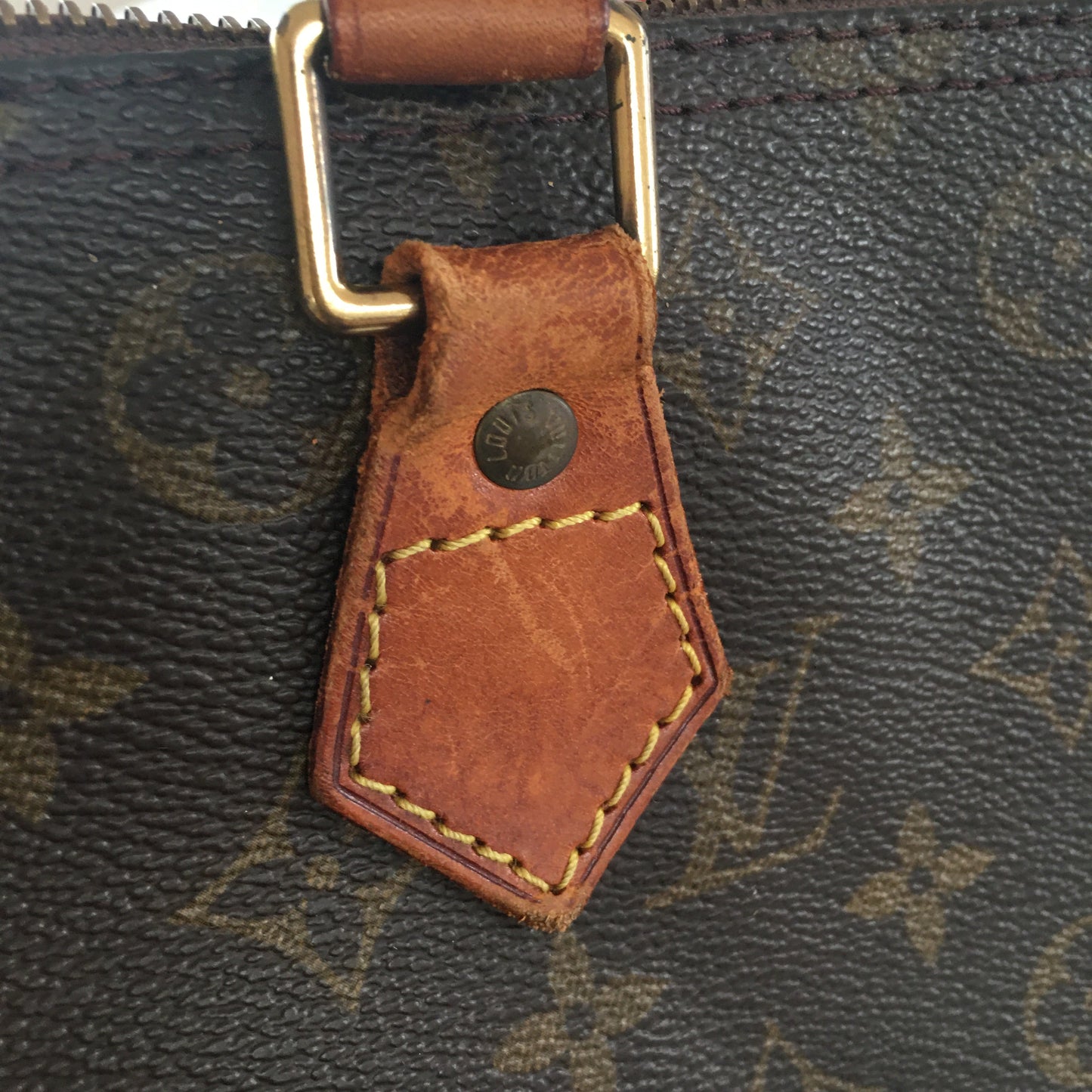 LOUIS VUITTON Speedy Handbag in Brown Canvas