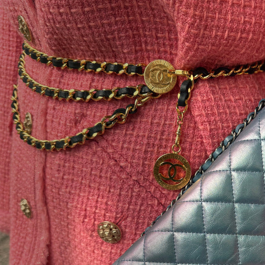 CHANEL Vintage Black Golden Waist Chain