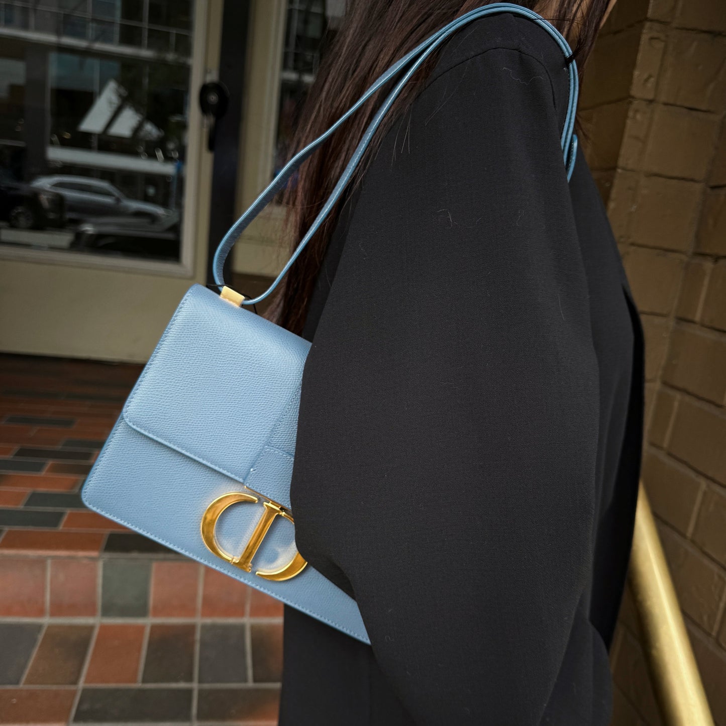 Christian Dior  Blue Montaigne 30