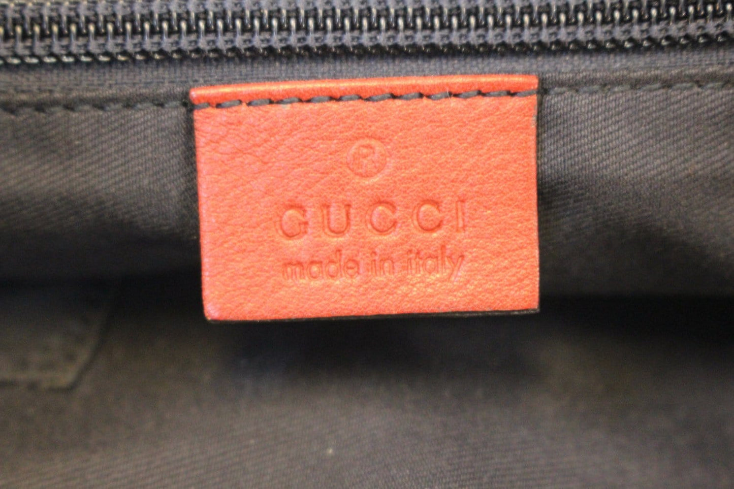 GUCCI 181092 GG Canvas Red Navy Blue Messenger Bag