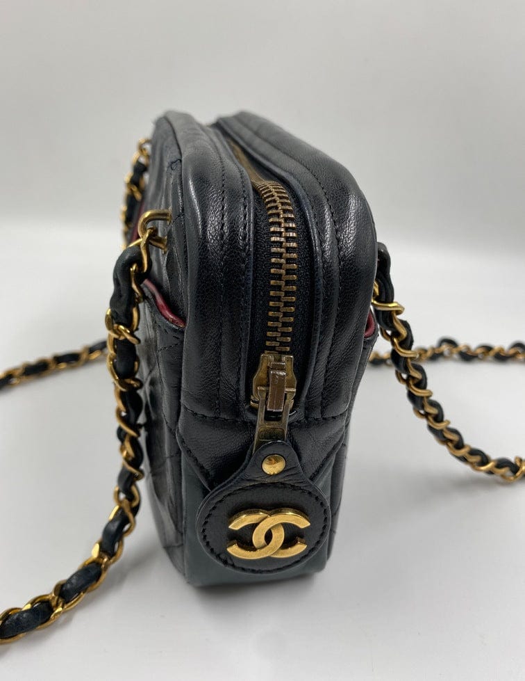 Chanel Camera Bag Lambskin Black Crossbody Bag 2